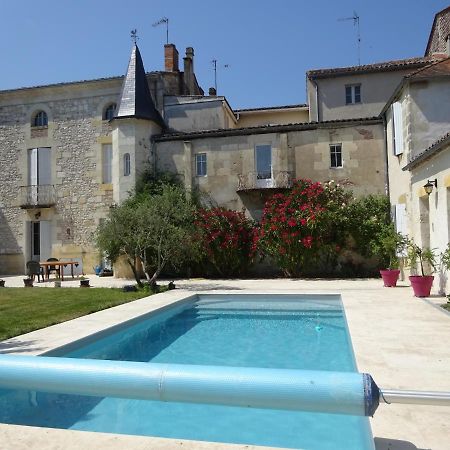 Le Cerisier Bed & Breakfast Sainte Foy la Grande Bagian luar foto